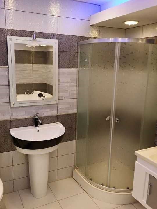 مغسلة صيني ابيض اسود A- 012-5