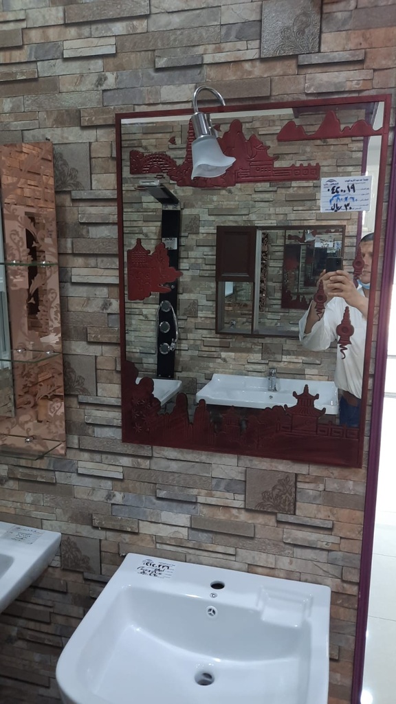 مراية صيني 60*80سم نحاسي احمر مع ابليكL15-2  موديل GT-019