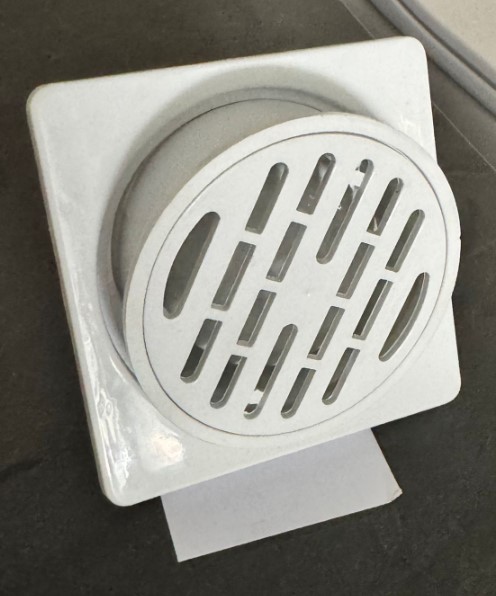 صفاية بلاستيك 15 * 15 شانيل